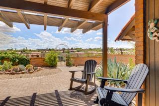 Quiet Townhome with Mountain Views in Green Valley - 7