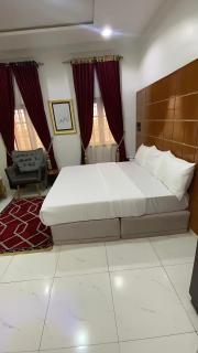 Amia Gold Luxury Apartments - 7