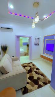 Amia Gold Luxury Apartments - 1