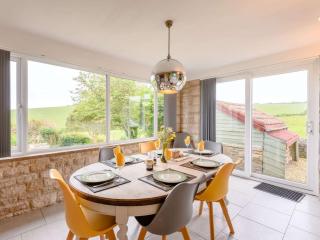 3 Bed in Worth Matravers DC140 - 2