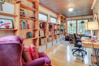 Easy Train Access to NYC! Elegant Family Retreat - 4
