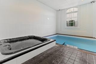 Victoria Park Haven w carpark, spa, pool and gym - 9