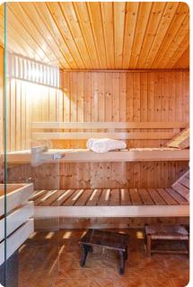Chambre d'hôte Rose avec petit déjeuner Sauna et Jacuzzi en option - 3