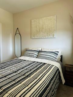 Oceana Retreat Cozy 1BR with Outdoor Oasis - 6