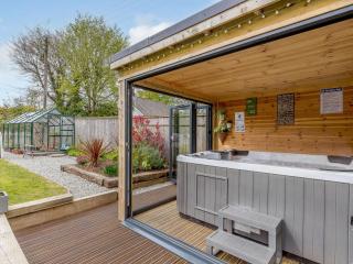 5 Bed in Falmouth 65745 - 9