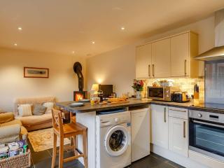 2 Bed in Hope Cove 90025 - 7