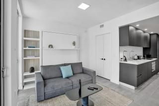 Modern Studio in Downtown Miami Steps to Metromover 21 - 6