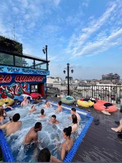 Lakeview Backpackers Hostel & Rooftop Bar - 0