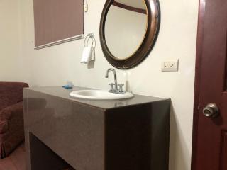 Hotel oasis suites - 9