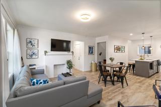 New Home in MidTown- Sleeps 11 For Rent in Atlanta - 4