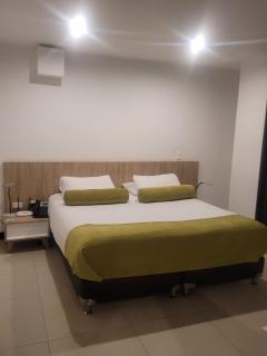 Aparta Suite Hotel Rioverde Aeropuerto JMC - 5