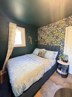 Dream room - 1