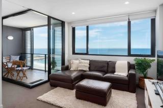 Beachfront Beauty - Lowered Prices Until December 2025! - Newcastle - 0