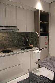 Apartment Large Kitchen Washing Machine - 9
