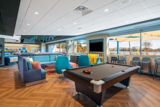 Tru By Hilton Savannah Airport - 5