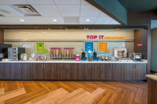 Tru By Hilton Savannah Airport - 1