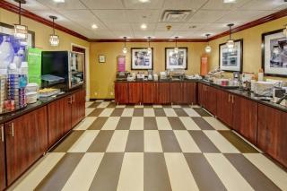 Hampton Inn Corinth - 4