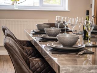 4 Bed in Cromer 82588 - 1