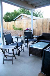 Eagle Ranch Oasis - Victorville Pool Getaway - 7