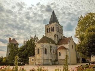 Charmante chambre d'hôtes rénovée avec parking à La Berthenoux - FR-1-591-692 - 3