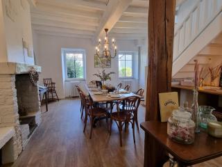 Gîte spacieux à Saint-Haon-le-Châtel, animaux acceptés - FR-1-496-371 - 6