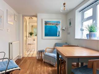 Quirky 1 Bedroom Apartment in Kemptown - 5