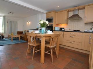 2 Bed in Charmouth DC077 - 1