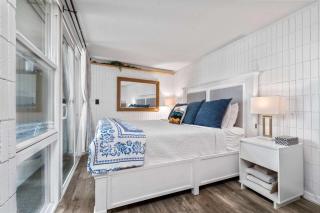 Beachfront Studio with Partial Ocean View - 7
