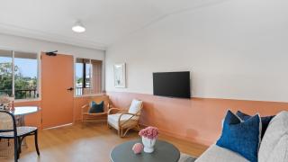 Jack and Jills #107 Accom Holidays - 5