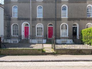 2 Bed in Tenby FB025 - 5