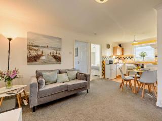 2 bed in Gower 91222 - 0