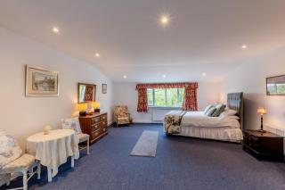 Bishopside Barn - 1