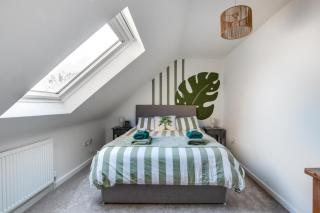 No 5 Hedgehog Den - 1