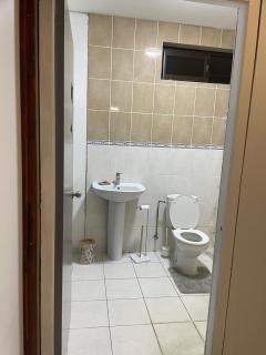 Heiteahi lodge house large courtyard - 5