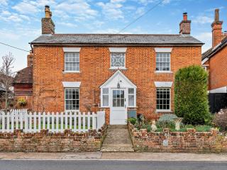 3 Bed in Broughton 94143 - 0