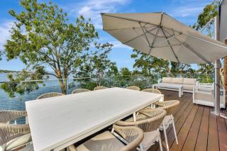 On The Lake at Fishing Point - 8