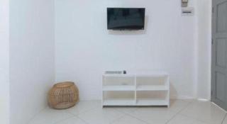 RedDoorz At Fat J Apartelle Mactan - 5