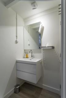 Luxury Flower Market Apartment - 1