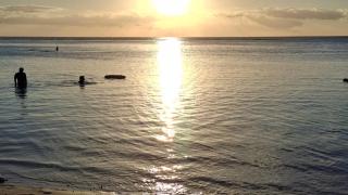 Azuria Horizon Beach Apartment - 3