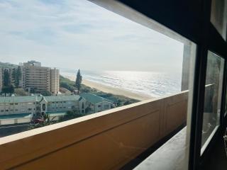 Shangri La Holiday Apartment 803 - 4