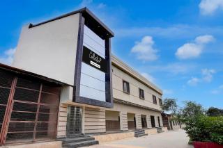 Super Hotel O Yamuna Riverview Formerly Swyamwar Resort - Mathura - 0