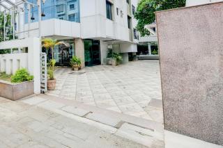 Super Townhouse Nagpur Airport Formerly Flora Inn - 1