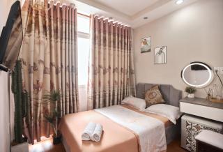 H2T Hotel Center BuiVien - 0