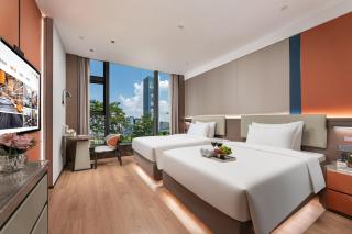 From k Huankai Hotel Pazhou Exhibition Center Canton Tower Pearl River - 4