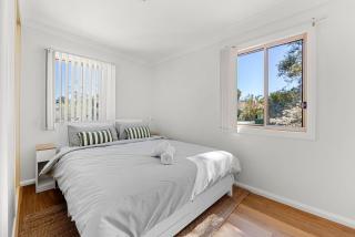 Ocean Echoes - Pet Friendly with Ocean Views - 4