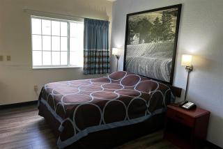Super 8 by Wyndham Ida Grove - 9