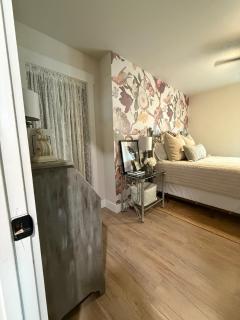 Townhouse in Prime Location! - 6