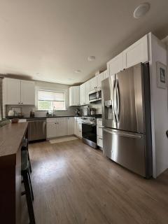 Townhouse in Prime Location! - 4