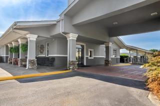 Quality Inn & Suites Greenville - Haywood Mall - 0