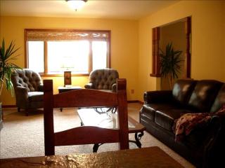 Secluded Cabin Rental with 20 Acres of Private Forest near Missoula, Montana - 3